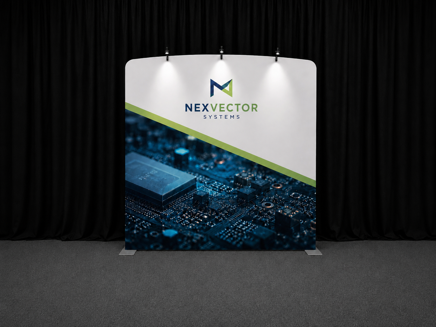 Crescent 10x10 trade show exhibit with curved fabric backwall on consistent medium-gray carpet.